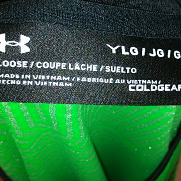 Under Armour - Picture 3 of 3